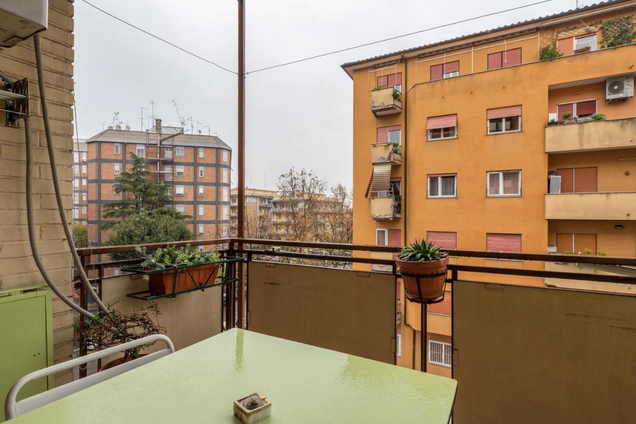 Altido Classic Style Flat With Balcony Appartamento Roma