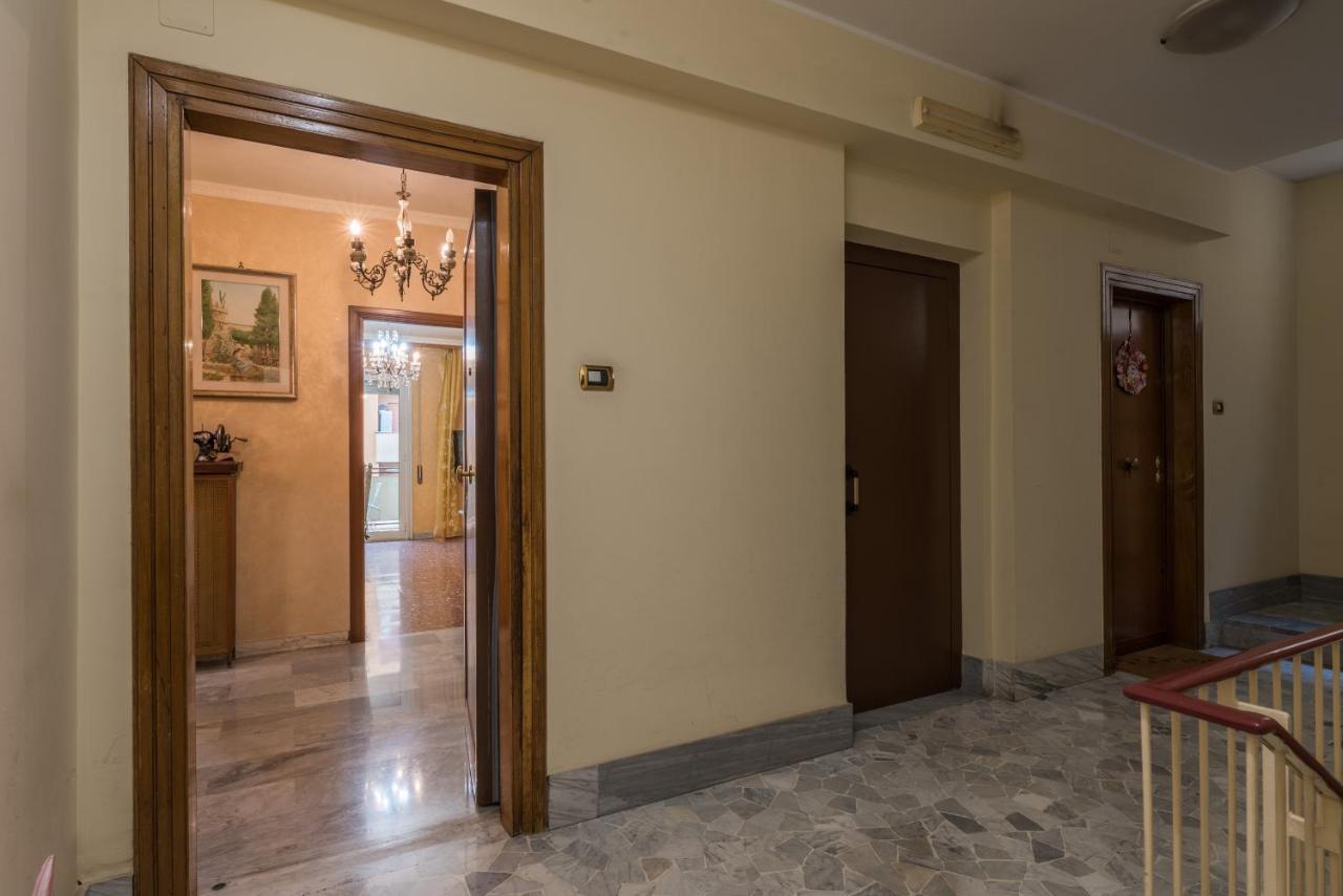 Altido Classic Style Flat With Balcony * Roma