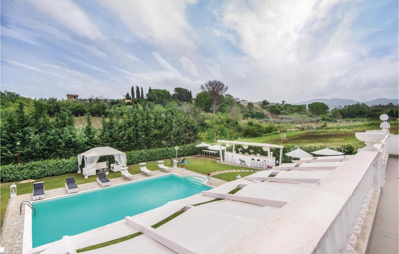 2 Bedroom Stunning In Casa vacanze