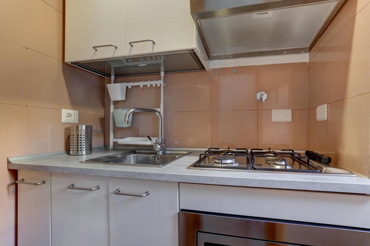 Capo D'africa 48 - And Apartamento *