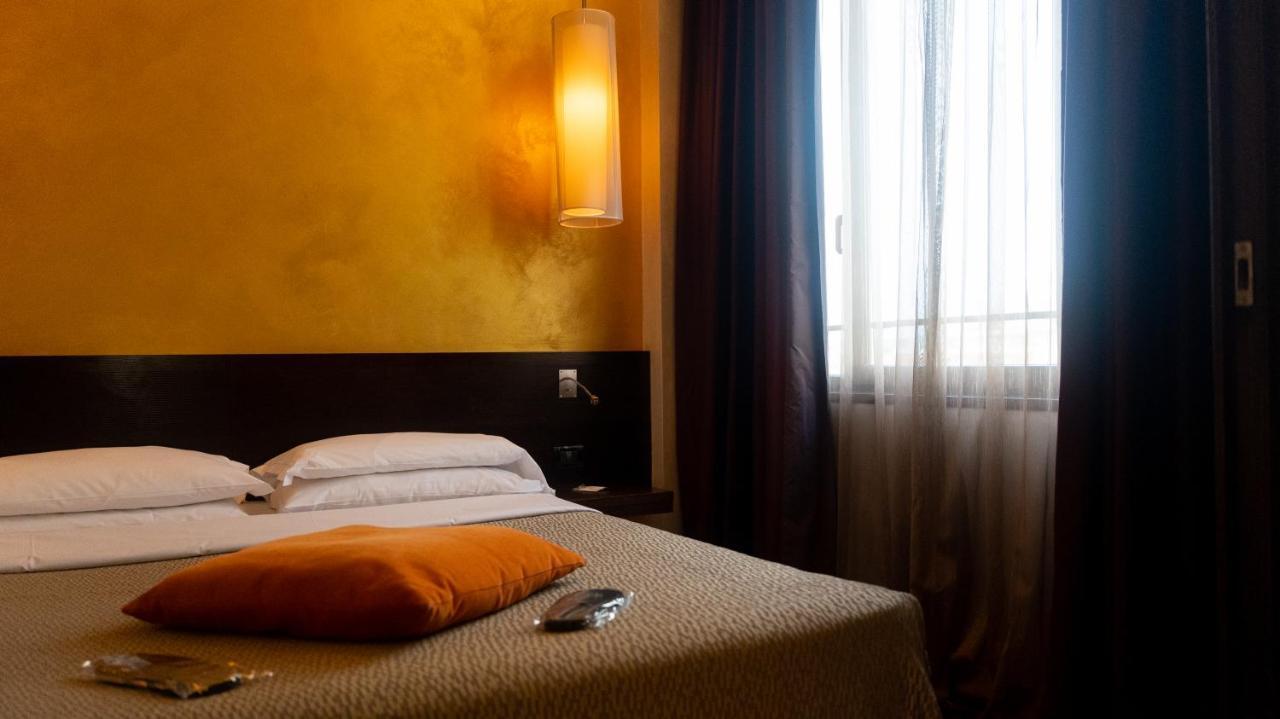Re Di Hotel