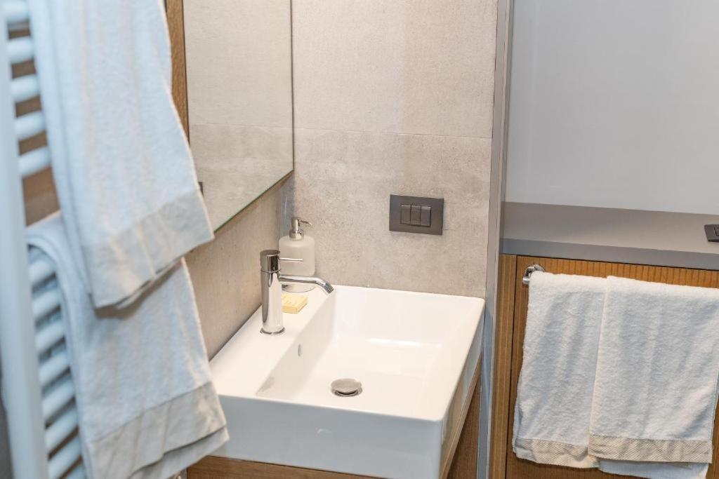 Castel Sant Angelo Luxury And Tour Apartment