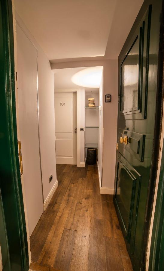 Gjestgiverier Relais San Lorenzo In Lucina Roma