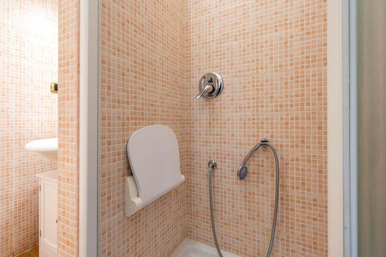 Ampio Con Vinili In Centro Storico Apartamento *