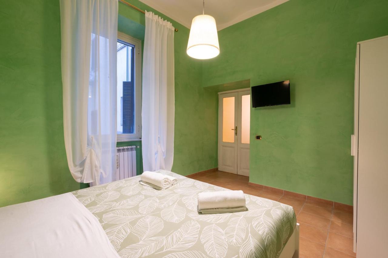 Ampio Con Vinili In Centro Storico Apartamento