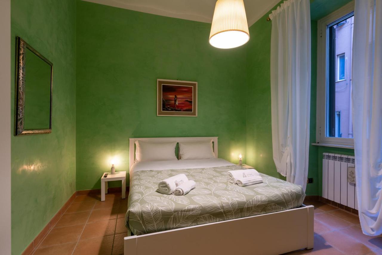 Ampio Con Vinili In Centro Storico Apartamento