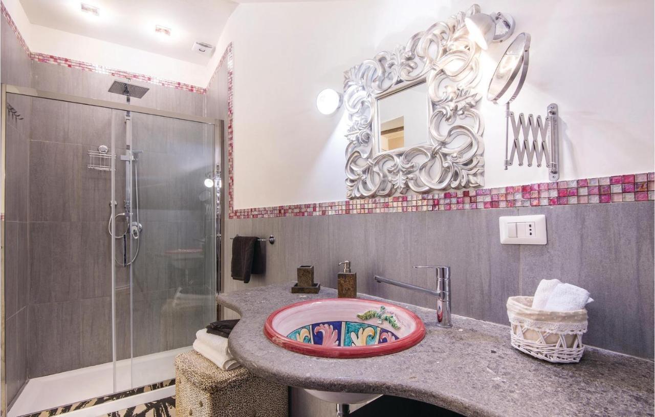 2 Bedroom Stunning In Casa vacanze