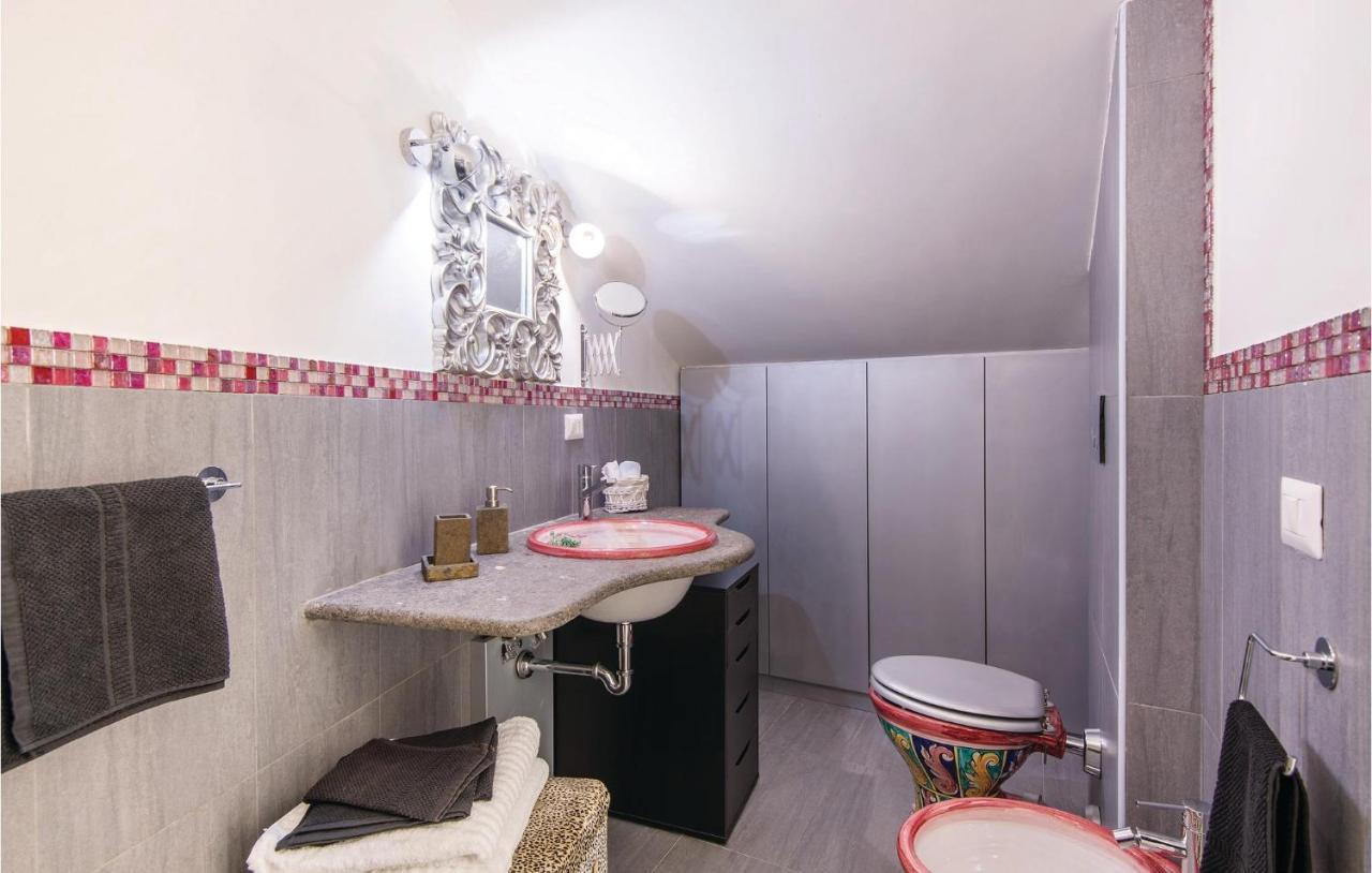 2 Bedroom Stunning In Casa vacanze Roma