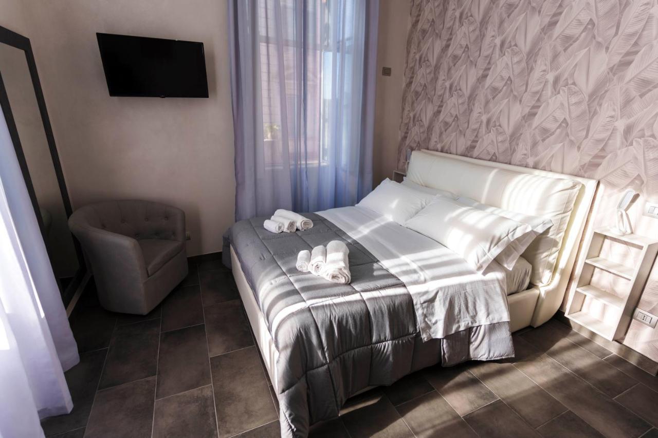 Julia Luxury * Roma