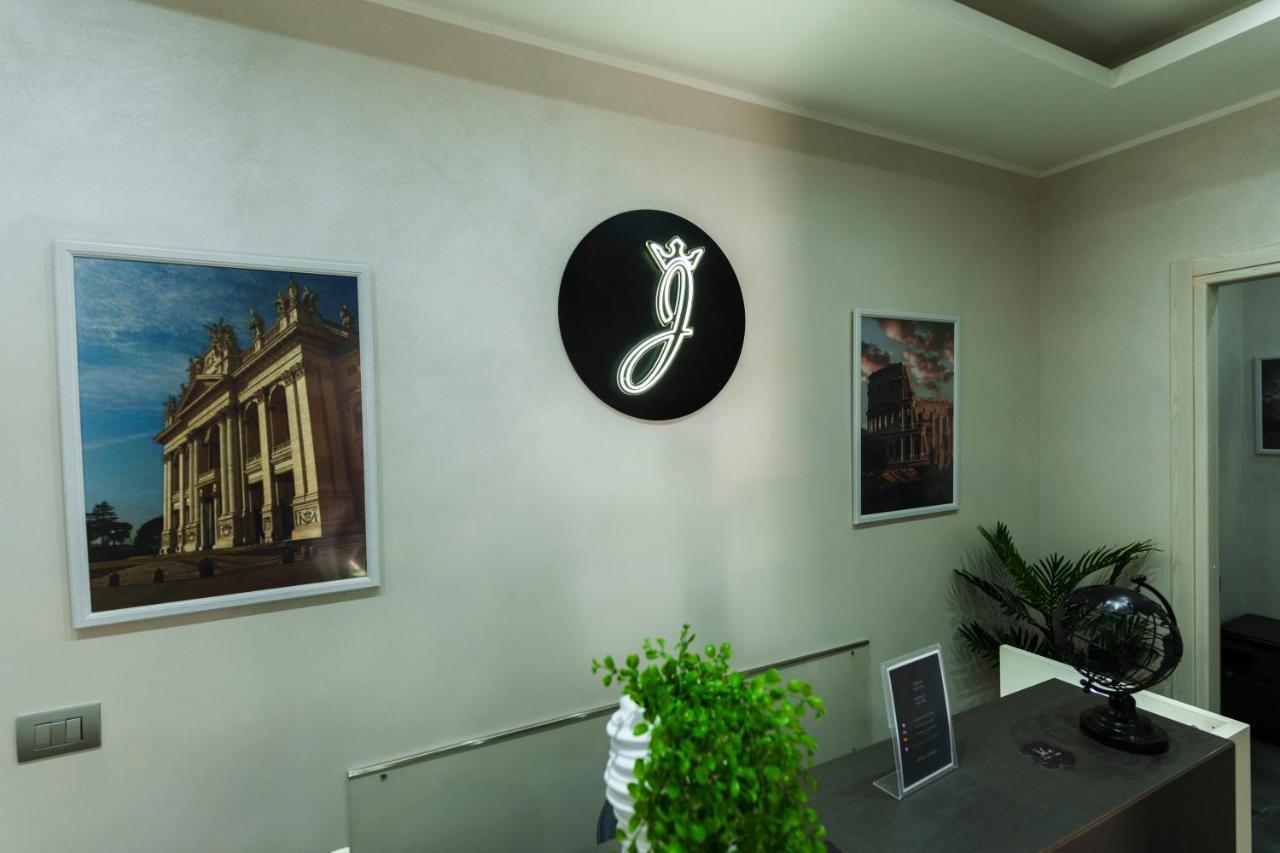 Julia Luxury Gjestgiverier *