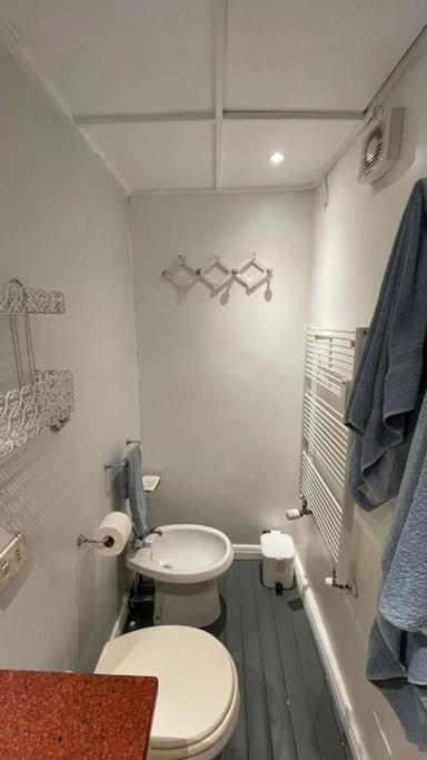 Vicolo San Trifone By Hili Apartment Rome