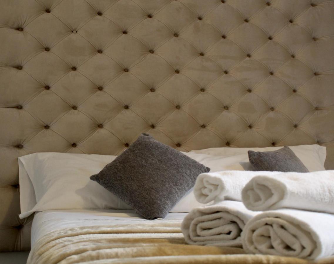 Trevi Fountain & Spanish Steps Apartamento *