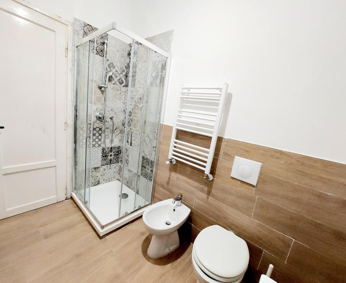 Bbhome Stylish Gold Near Trastevere Station Roma