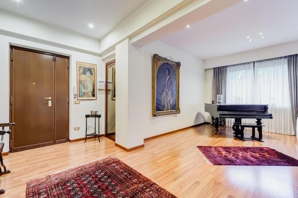 Exclusive In Eur Leilighet *