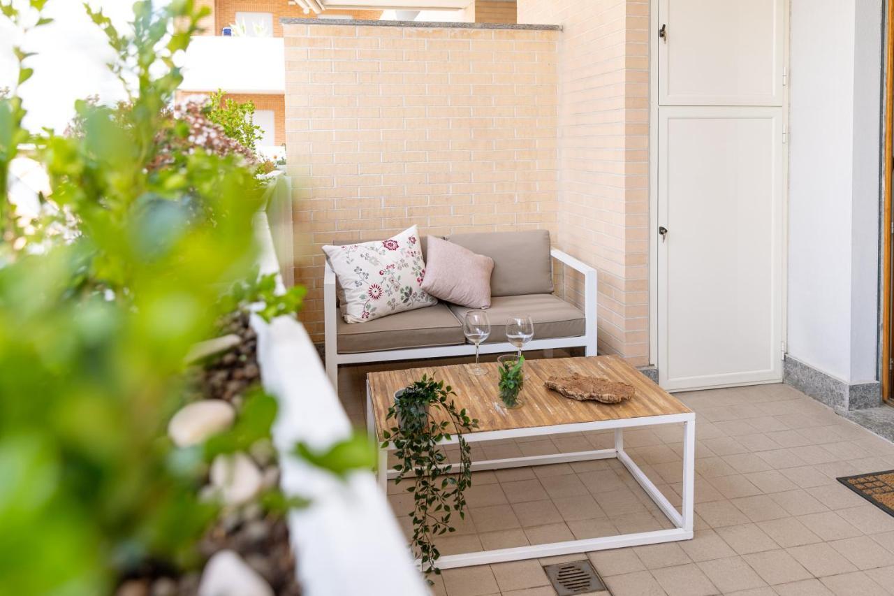 Loft Con Terrazzo - 3 Min Dalle Autostrade By Followgreenhouserome * Roma