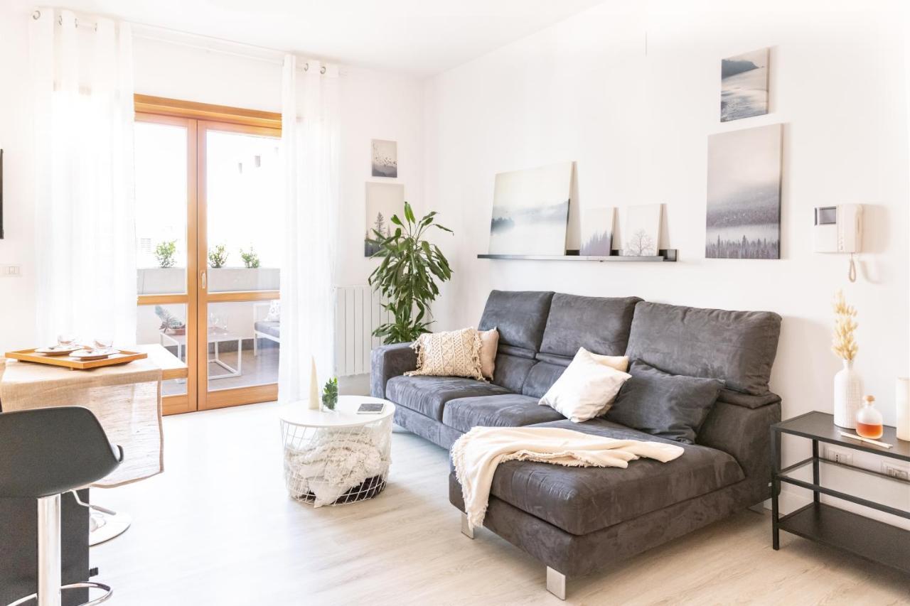 Loft Con Terrazzo - 3 Min Dalle Autostrade By Followgreenhouserome Appartamento Roma