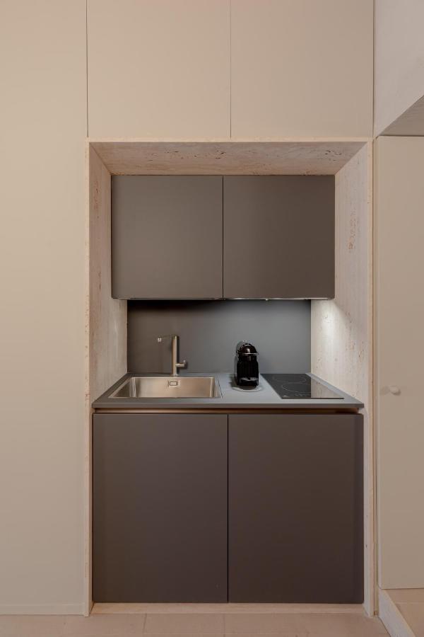 Design With Private Pool In Campo Dei Fiori Rom