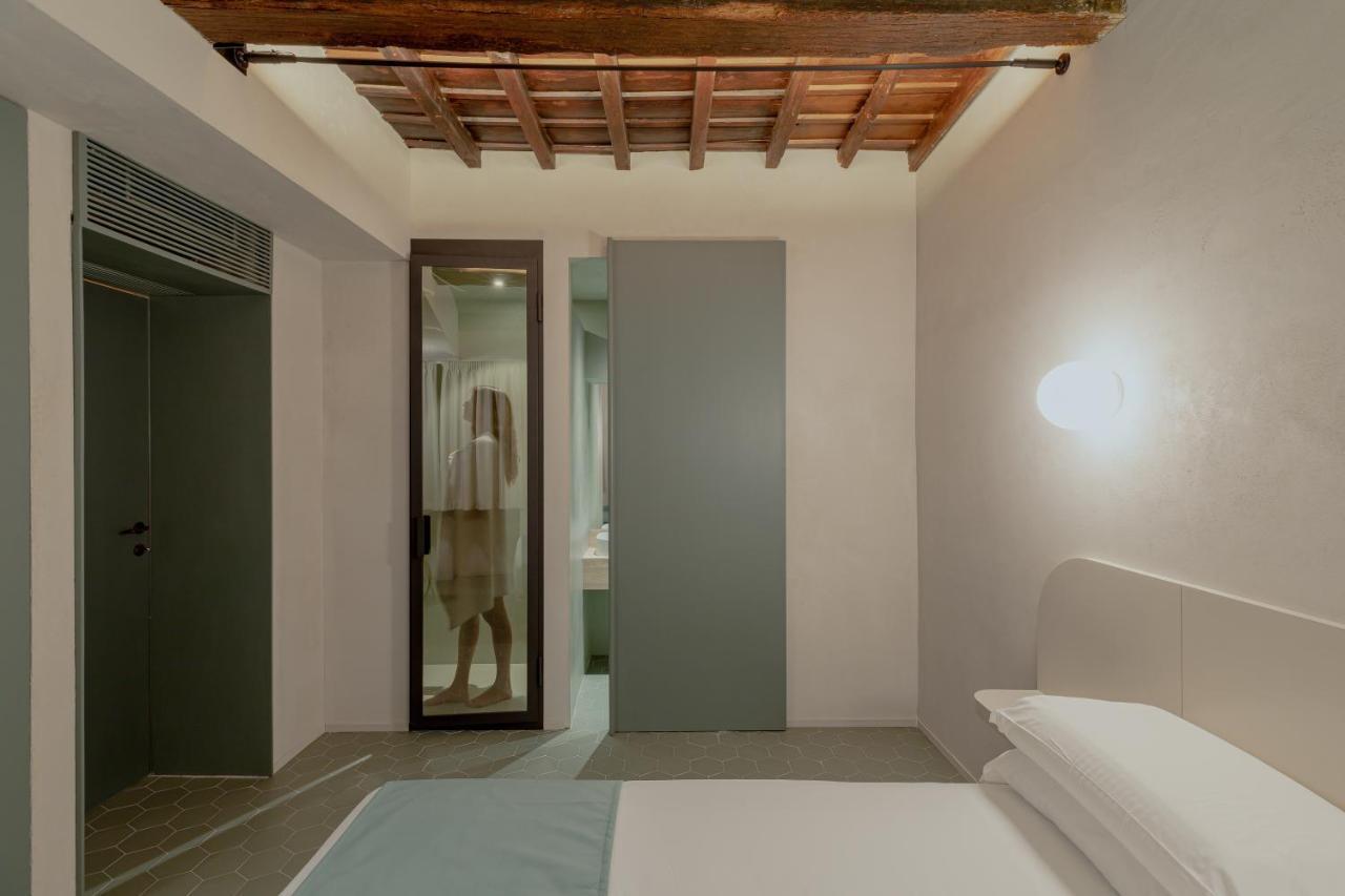 Design With Private Pool In Campo Dei Fiori Rom