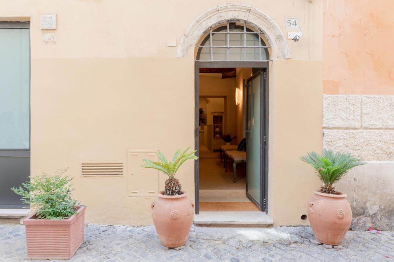 Design With Private Pool In Campo Dei Fiori