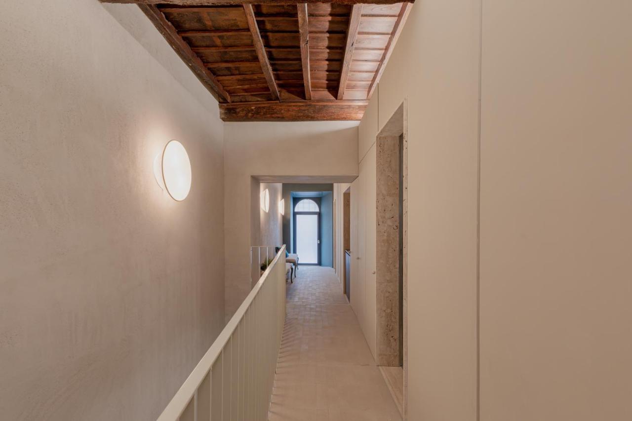 Design With Private Pool In Campo Dei Fiori Apartment *
