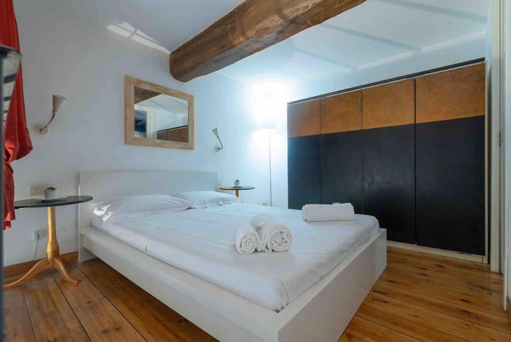 Via Dei Cestari Loft Rom