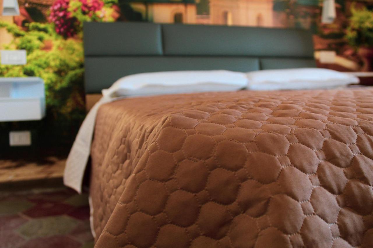Lion Luxury *