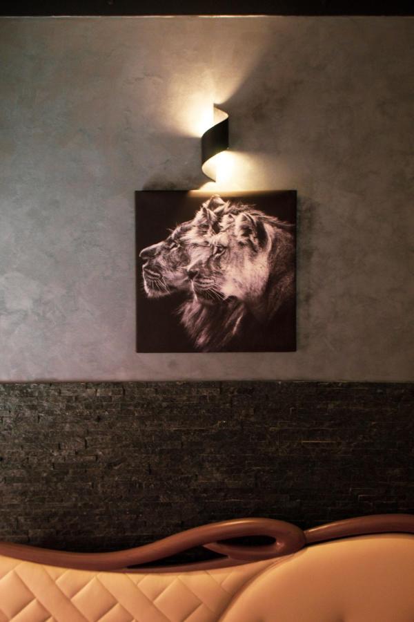 Lion Luxury