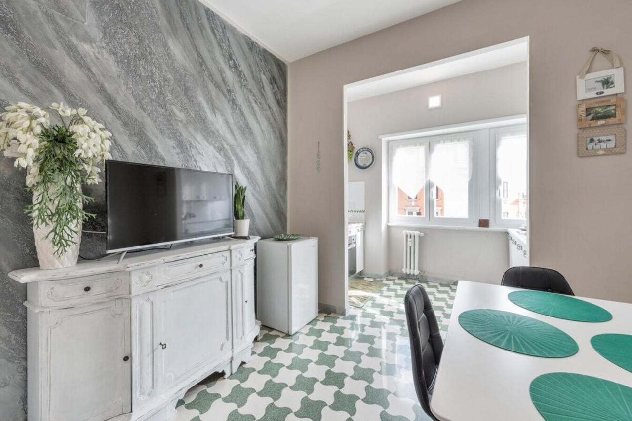 Regina Luxury Flat * Roma