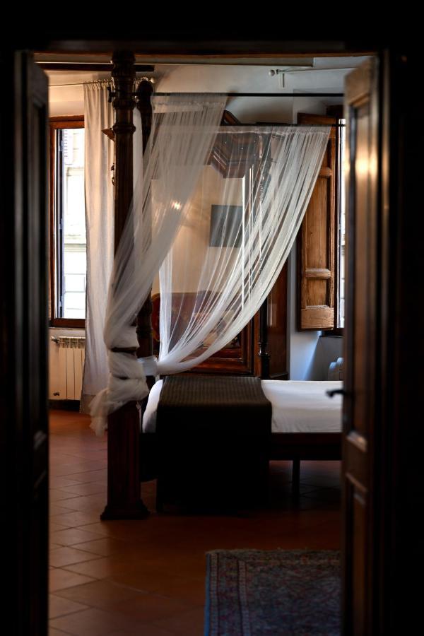Residenze Romanae - Vicolo Dell'aquila Gjestgiverier
