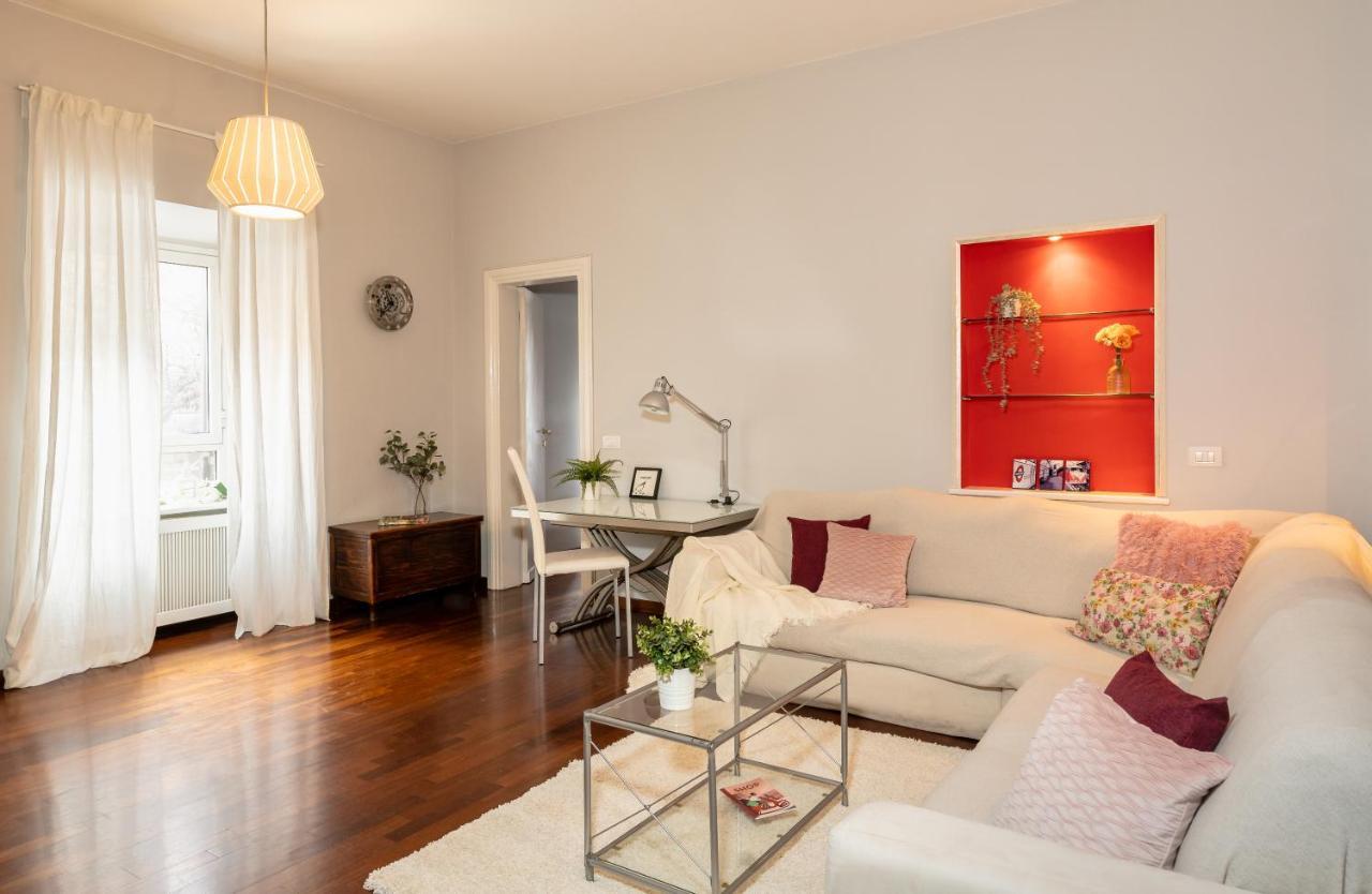 Apartamento 8 *