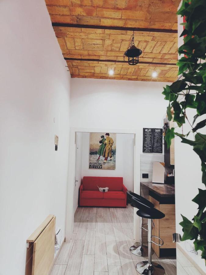Elegant In Inner At Vatican - Netflix And Optical Fiber Apartamento