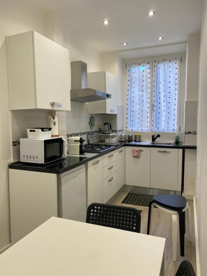 Close To The Coloseum, 2 Minutes Walk From Metro A Apartment Rom