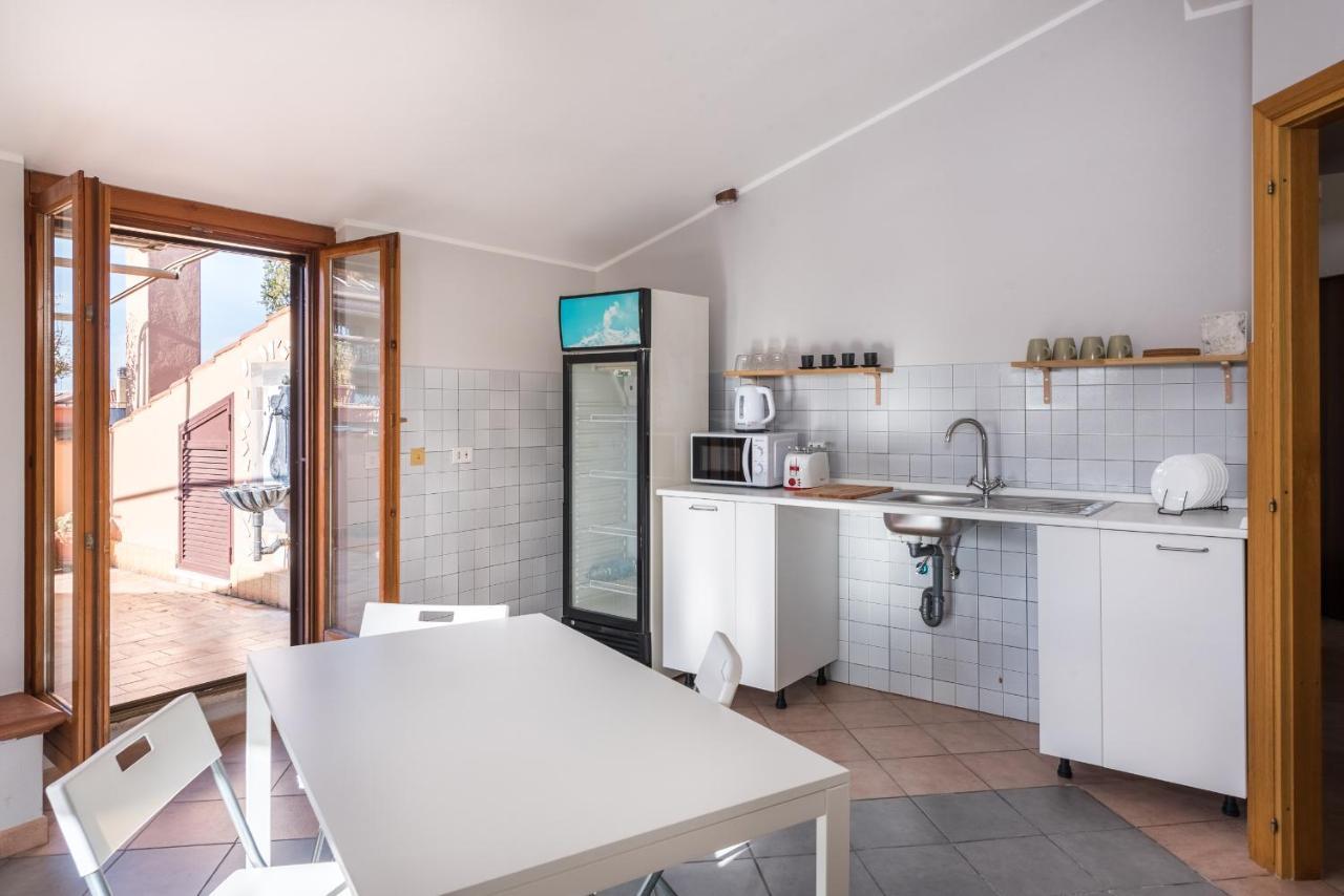 Travelershome Morena B&B *