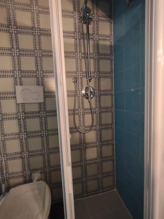 Independent In Trevi Fountain - Spain Square Apartment