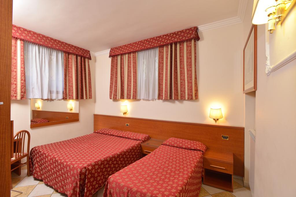 Chicago 2* Roma