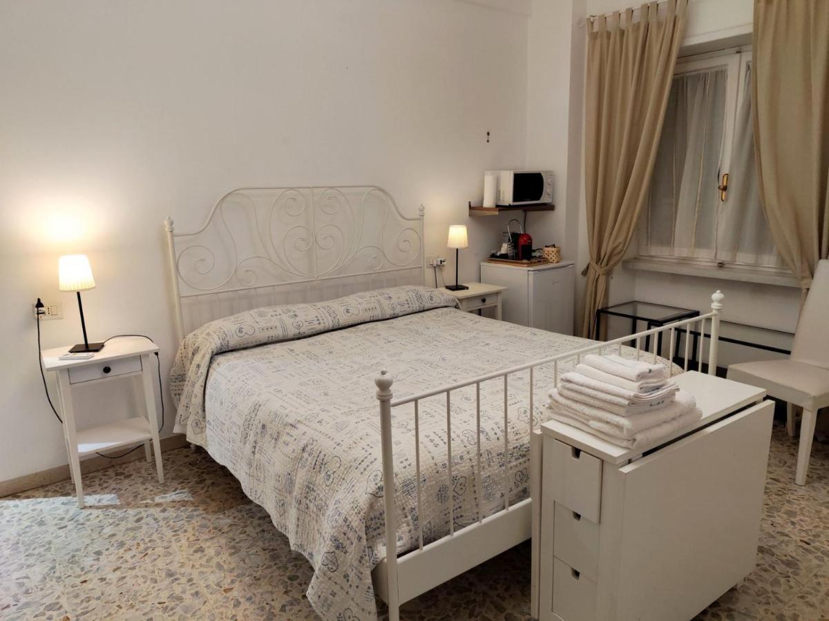 Sergio Tourist Close Tiburtina Station Gjestgiverier 3*