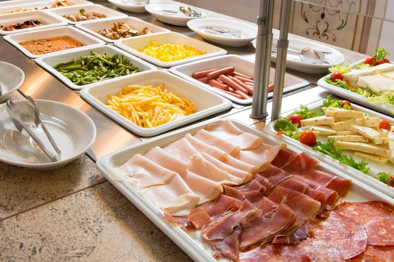 Golden Tulip Piram Hotel 4*