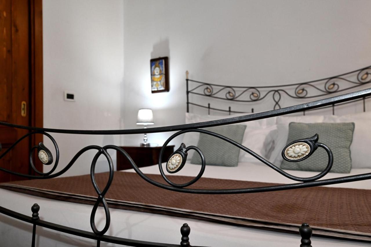 Residenze Romanae - Vicolo Dell'aquila * Roma