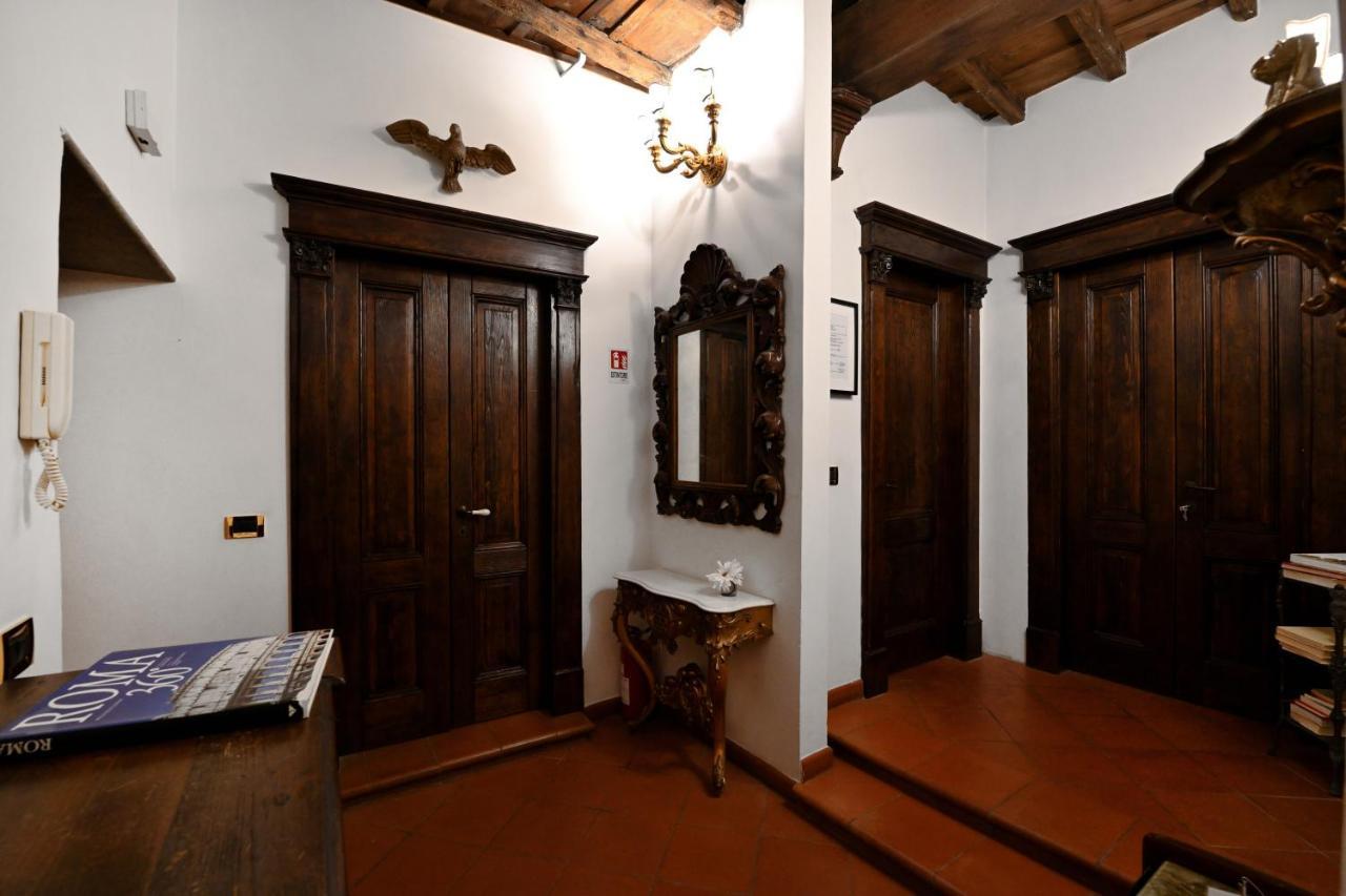 Gjestgiverier Residenze Romanae - Vicolo Dell'aquila Roma