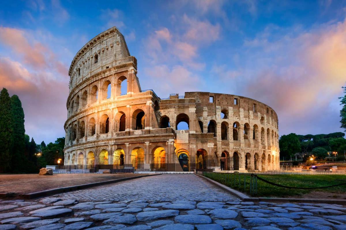 Re Di Roma-suite Colosseo Modern Space With Free Netflix And Wifi