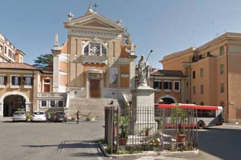 La Palma Degli Artisti * Roma