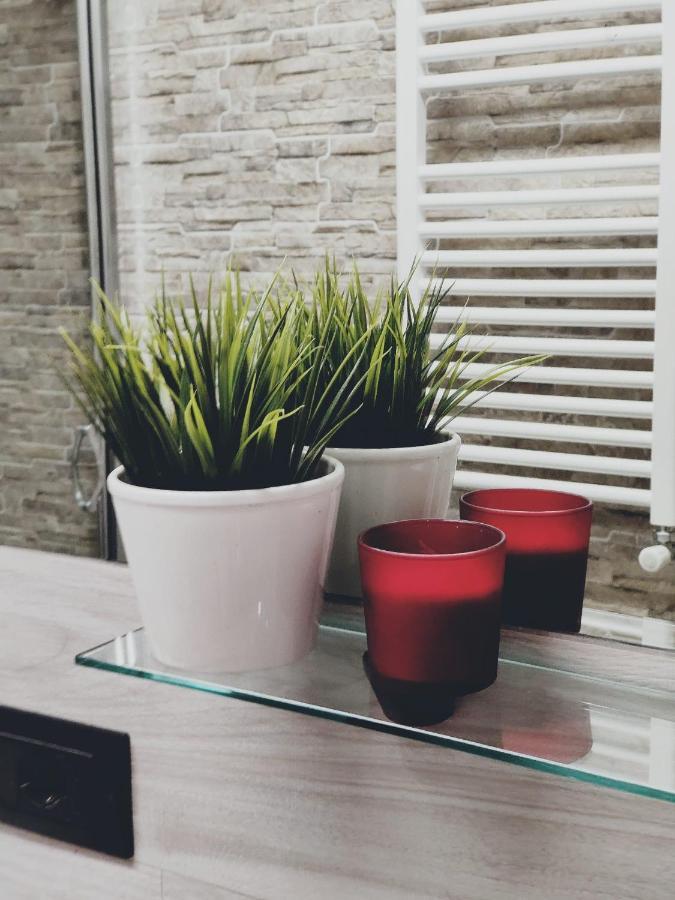 Elegant In Inner At Vatican - Netflix And Optical Fiber Apartamento *
