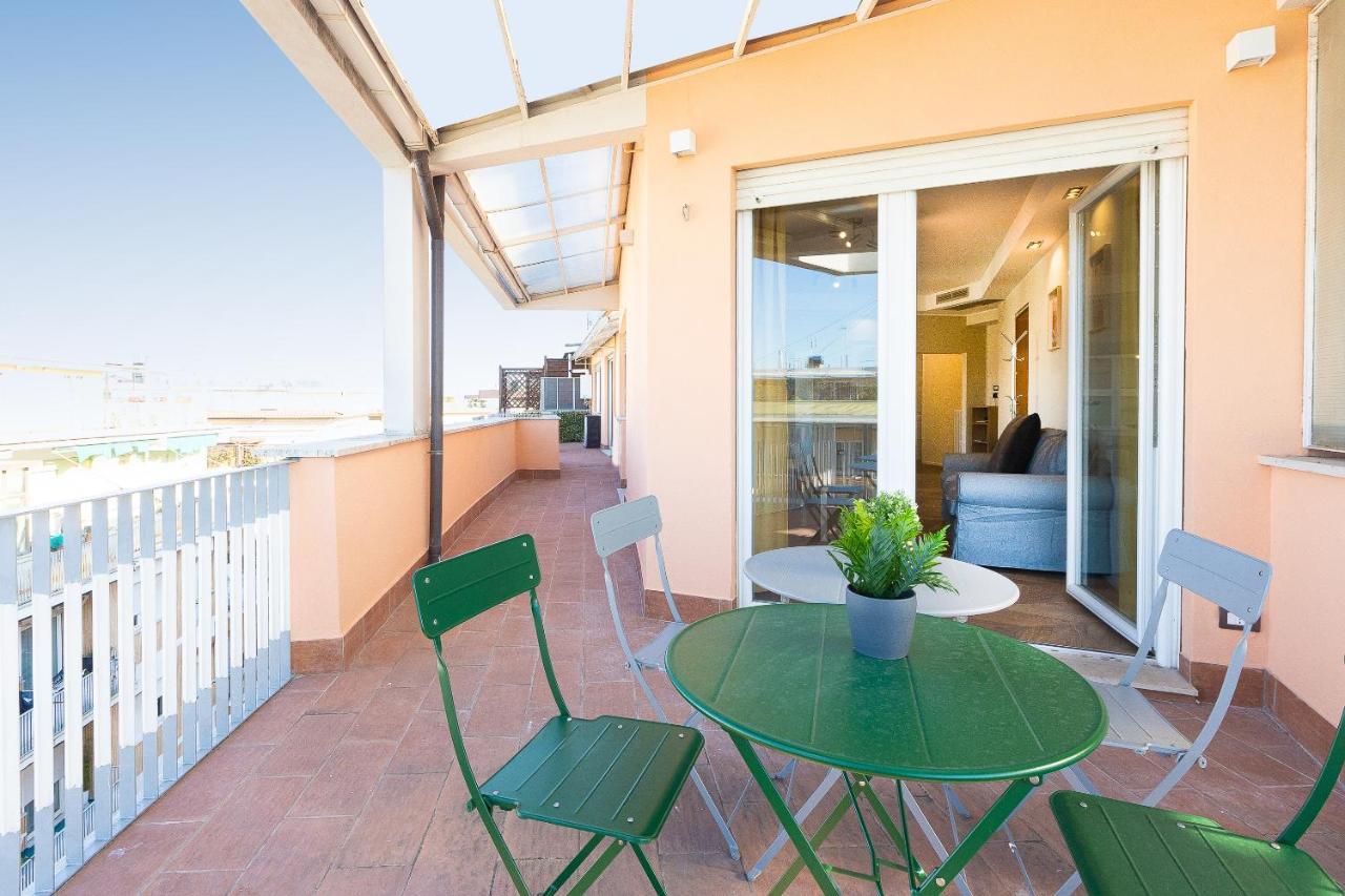 Aurelia Sunset Penthouse By In Apartamento