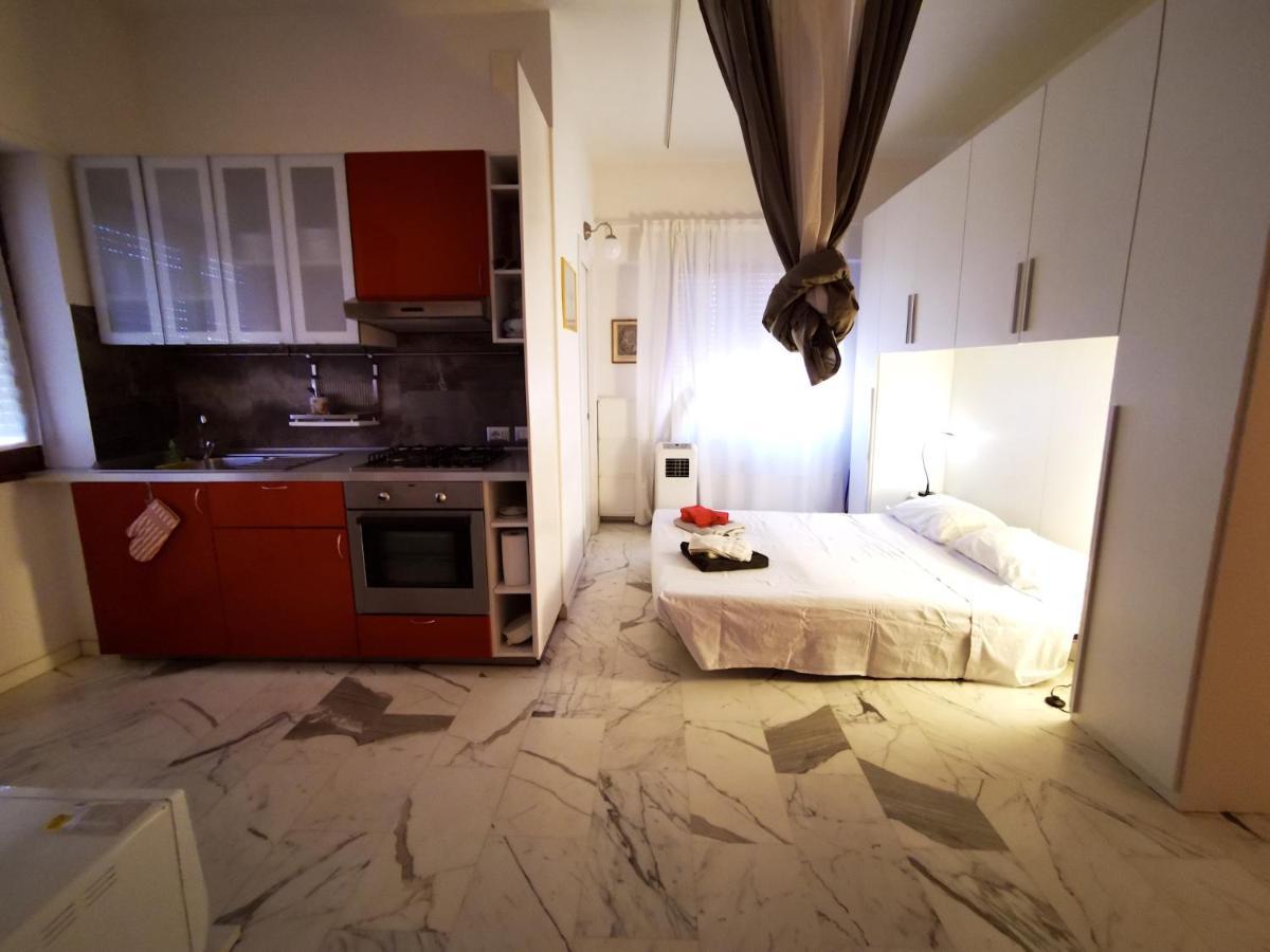 Apartment Rouge Studio - 10 Min From Vatican
