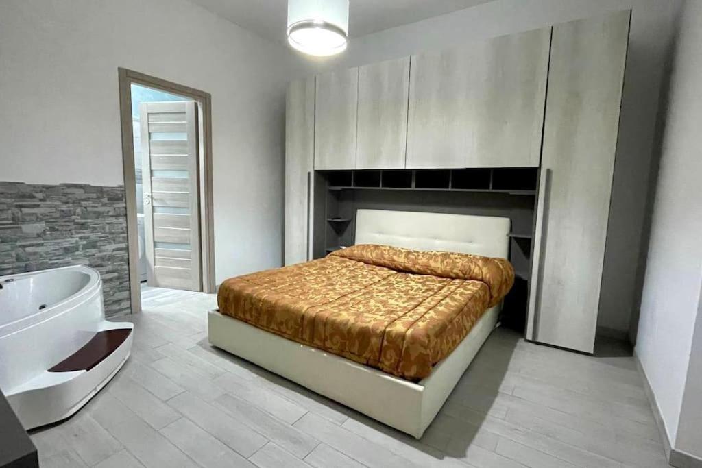 W Hydromassage And Garden 20min From S.peter Holiday home