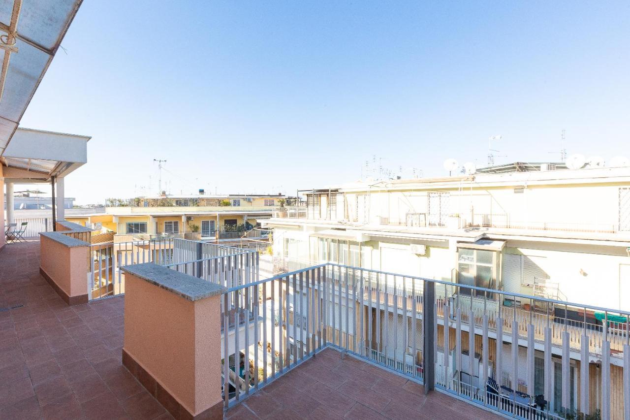 Aurelia Sunset Penthouse By In Roma