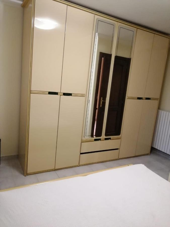 Indipendente In Grande Apartamento Roma