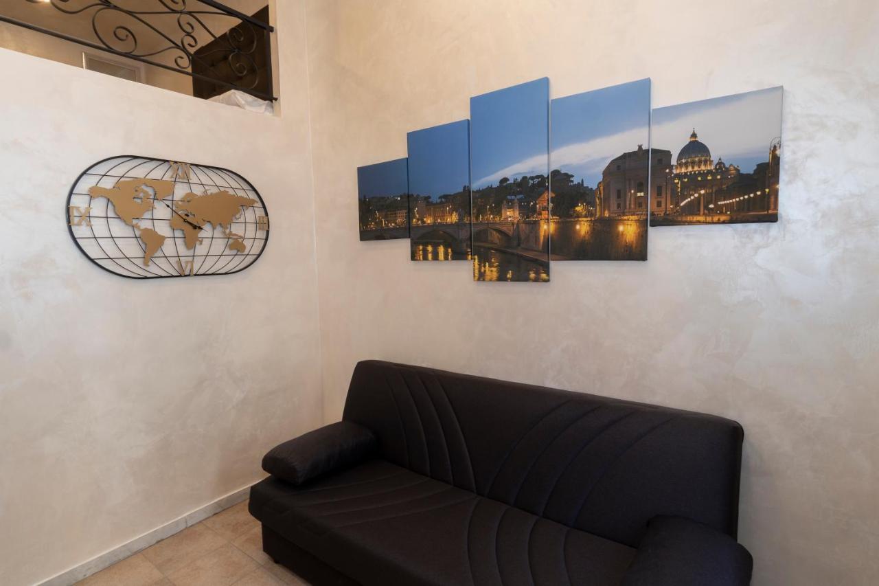 Popolo Pen 56 Rome