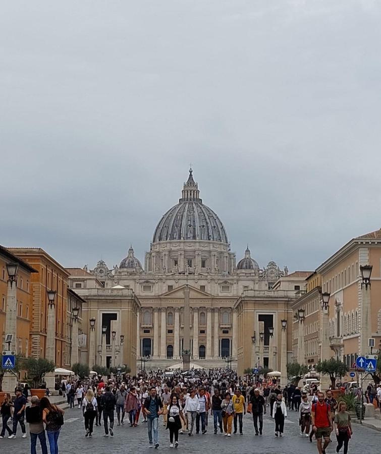 Pantofola Del Papa Luxury At Vatican Apartamento