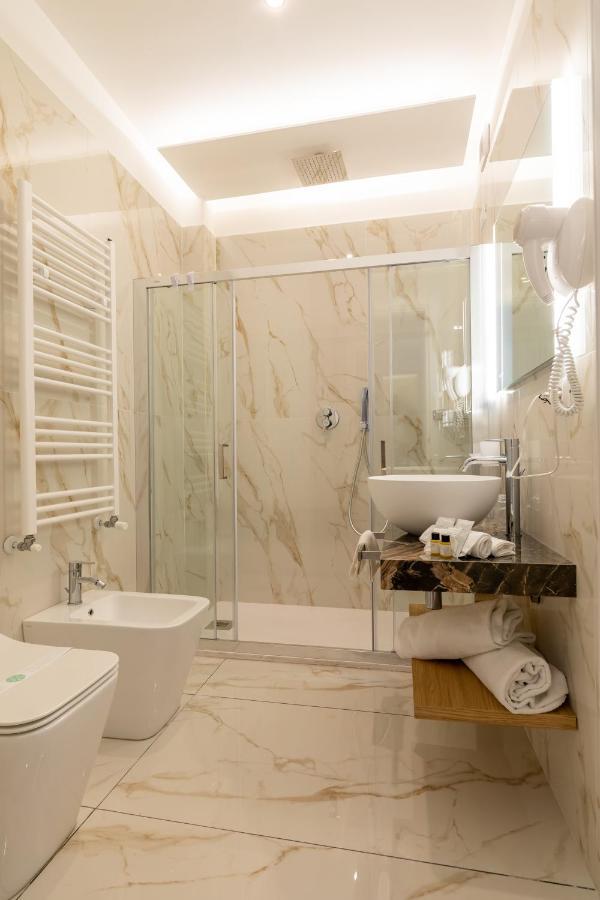 Guest house Albadea Suites&jacuzzi